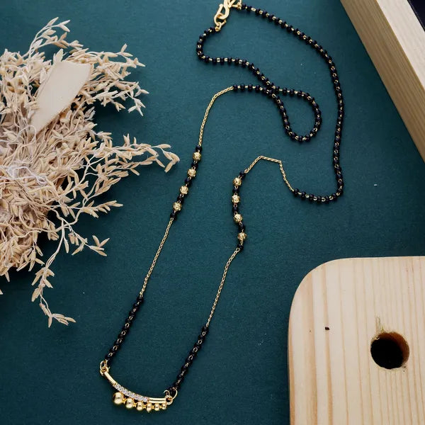 The Modern Heritage: Filigree Floral Mangalsutra
