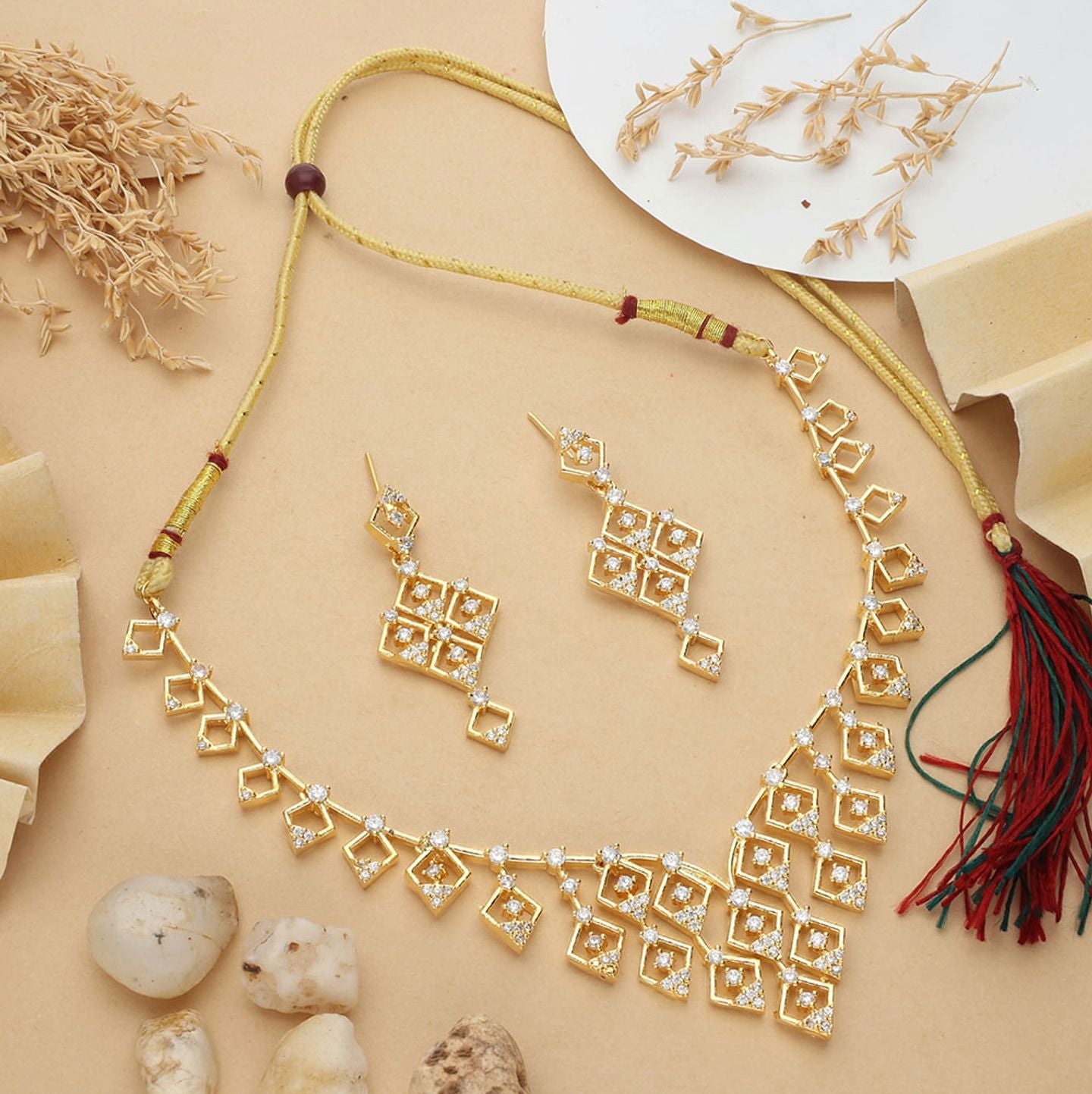 The Heritage Temple Collection: Antique Gold & Kemp Stone Set